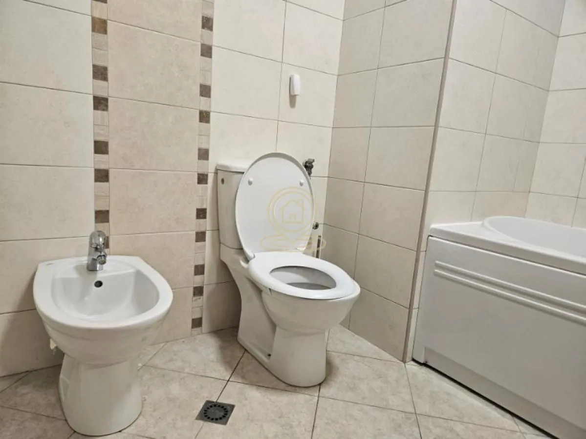 Rent, four bedroom apartment, 115m², Kalenić Pijaca, Vračar Sve Podlokacije