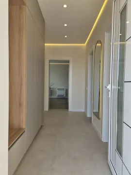 Izdavanje, dvosoban stan, 84m², Kalimanj, Tivat - image 18