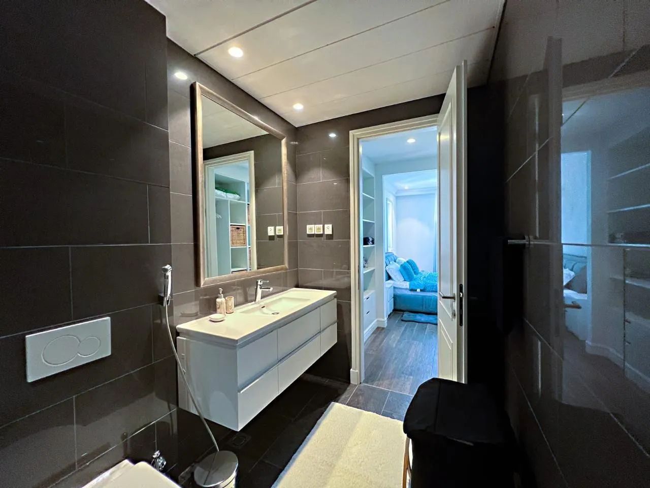 Prodaja, trosoban stan, 290m², Luštica, Tivat