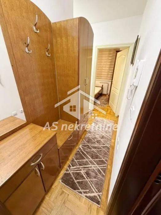 Izdavanje, dvosoban stan, 39m², Autokomanda, Voždovac Sve Podlokacije