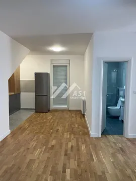 Izdavanje, trosoban stan, 56m², Klisa, Novi Sad Sve Podlokacije - image 8