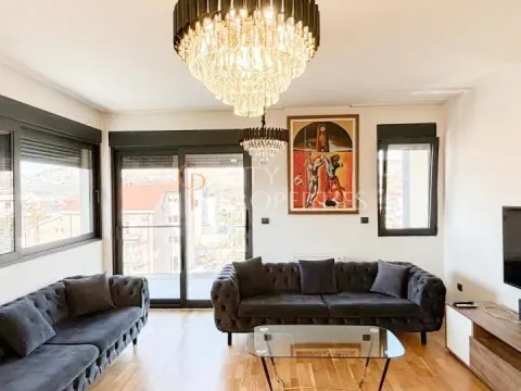 Izdavanje, stan, 130m², Dalmatinska ulica, Podgorica - image 12