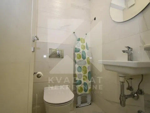 Rent, two bedroom apartment, 70m², Central Point, Podgorica - image 15