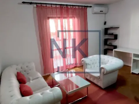 Izdavanje, jednosoban stan, 48m², Malo Brdo, Podgorica - image 2