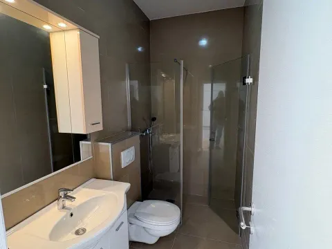 Prodaja, trosoban stan, 171m², Petrovac, Budva - image 17