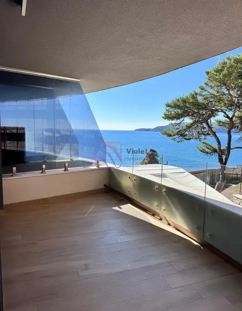 Prodaja, jednosoban stan, 59m², Rafailovići, Budva