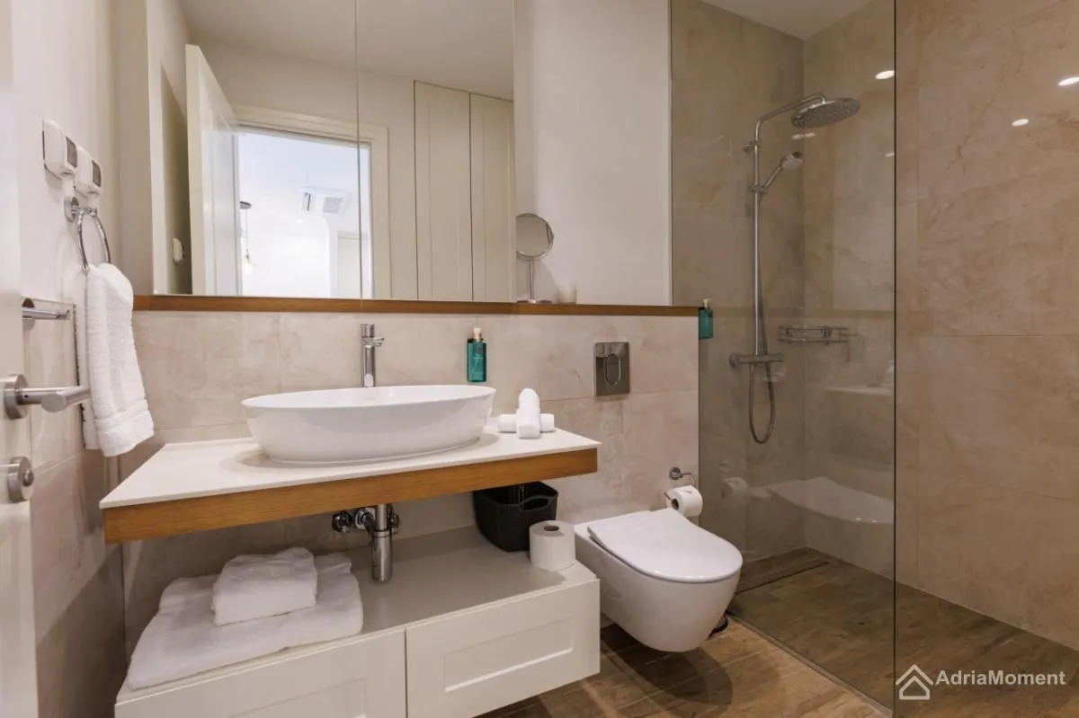 Prodaja, jednosoban stan, 50m², Luštica Bay, Tivat