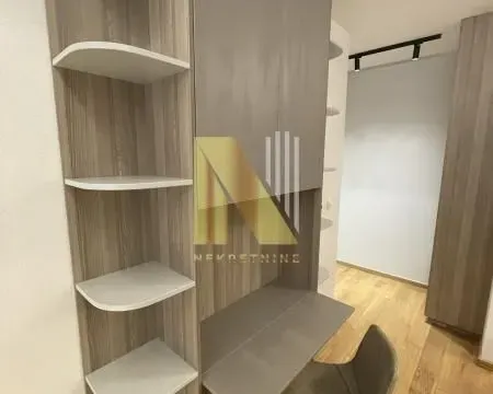 Izdavanje, dvosoban stan, 42m², Centar, Novi Sad - image 8