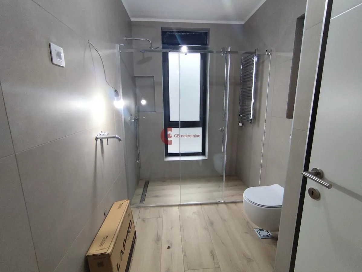 Prodaja, dvosoban stan, 52m², Centar, Subotica