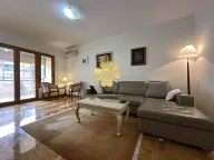 Izdavanje, jednosoban stan, 61m², Podgorica, Crna Gora - image 1