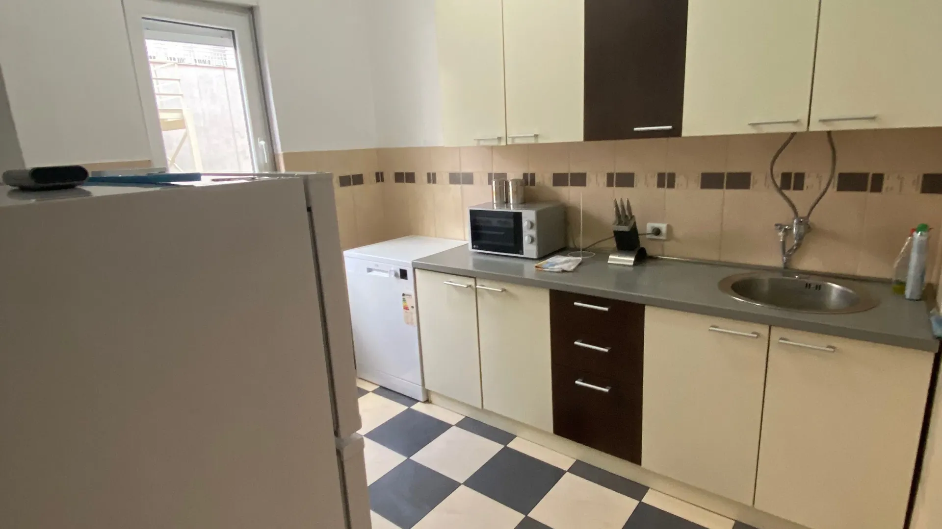 Rent, three bedroom apartment, 82m², Centar, Podgorica