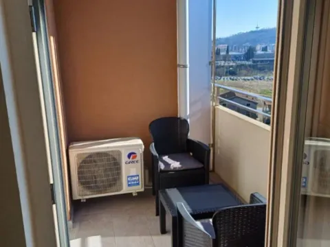 Izdavanje, jednosoban stan, 47m², Central Point, Podgorica - image 9