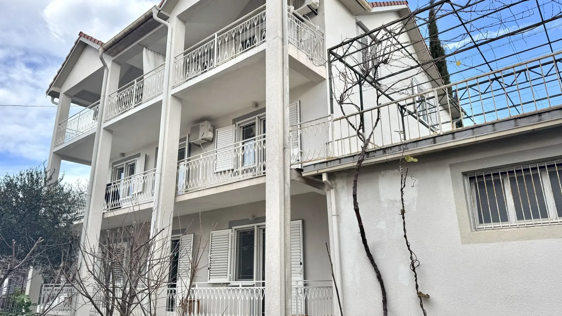 Prodaja, kuća, 375m², Kalimanj, Tivat