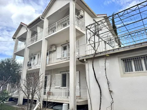 Sale, house, 375m², Kalimanj, Tivat - image 2