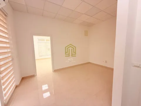 Rent, office space, 40m², Soho City, Bar - image 4