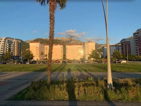 Sale, two bedroom apartment, 85m², Centar, Bar - image 9