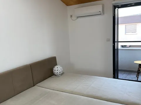 Izdavanje, jednosoban stan, 43m², Dalmatinska ulica, Podgorica - image 4