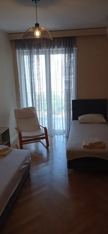Rent, two bedroom apartment, 81m², Dobrota, Kotor