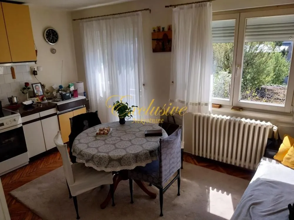 Prodaja, kuća, 116m², Kanarevo Brdo, Beograd