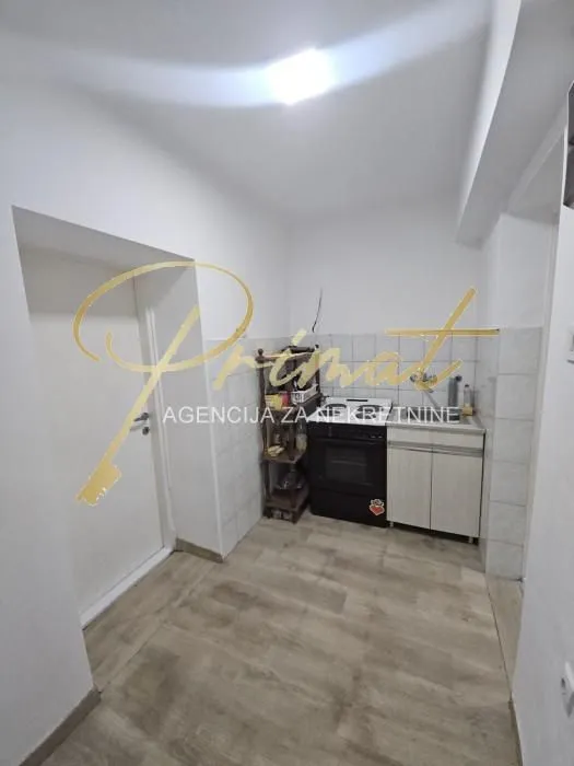 Prodaja, stan, 27m², Vračar Hram, Vračar Sve Podlokacije