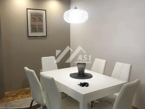 Izdavanje, dvosoban stan, 51m², Sajam, Novi Sad Sve Podlokacije - image 4