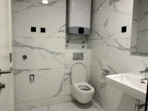 Rent, one bedroom apartment, 53m², Krivi Most, Podgorica - image 9