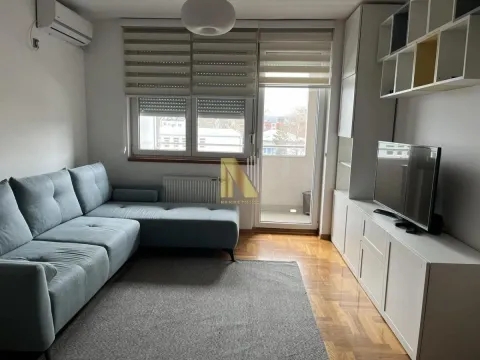 Izdavanje, jednosoban stan, 41m², Rotkvarija, Novi Sad Sve Podlokacije - image 1