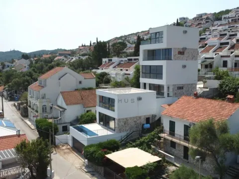 Prodaja, kuća, 315m², Krašići, Tivat - image 4