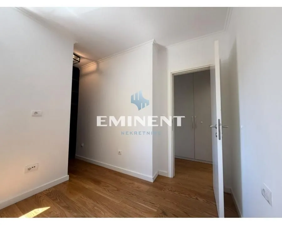Izdavanje, trosoban stan, 57m², Lekino Brdo, Voždovac Sve Podlokacije