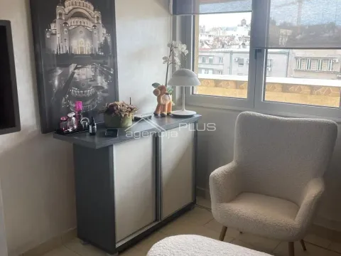 Izdavanje, stan, 130m², Stari Grad, Beograd - image 4