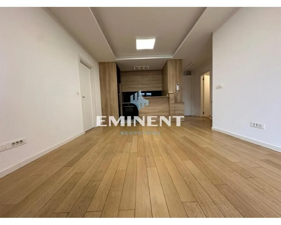 Rent, three bedroom apartment, 69m², Novi Beograd Blok 67, Novi Beograd Sve Podlokacije