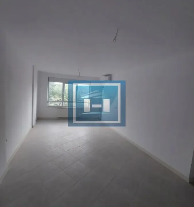 Prodaja, dvosoban stan, 51m², Centar, Paraćin