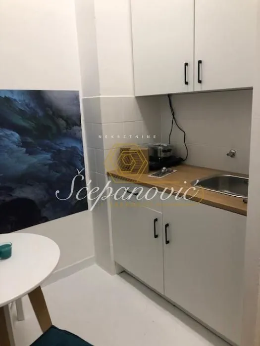 Prodaja, stan, 20m², Grbavica, Novi Sad Sve Podlokacije