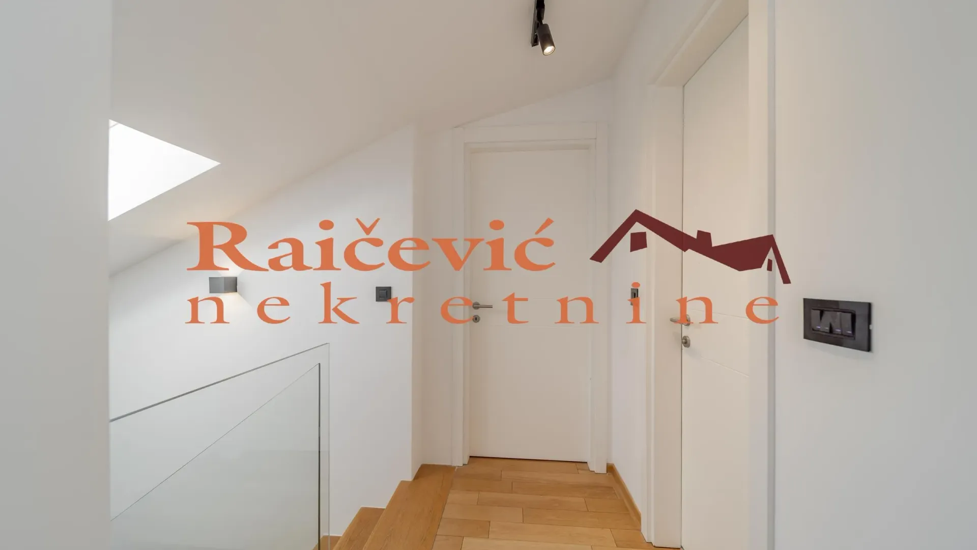Sale, four bedroom apartment, 93m², Lekino Brdo, Voždovac Sve Podlokacije