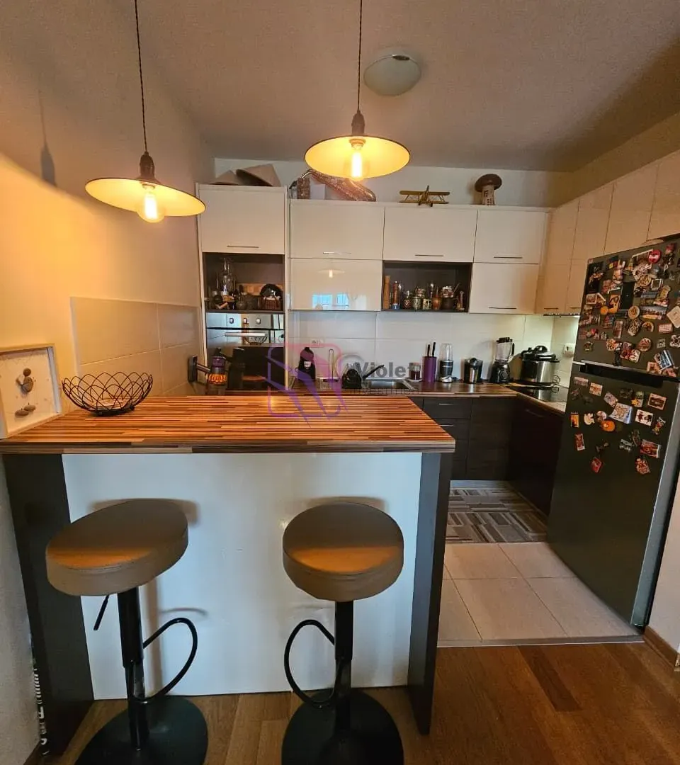 Prodaja, jednosoban stan, 52m², Blok 6, Podgorica
