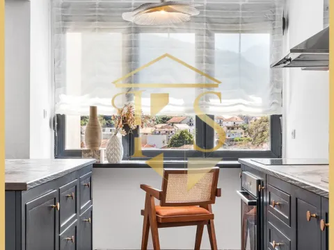 Rent, two bedroom apartment, 77m², Centar, Tivat - image 6