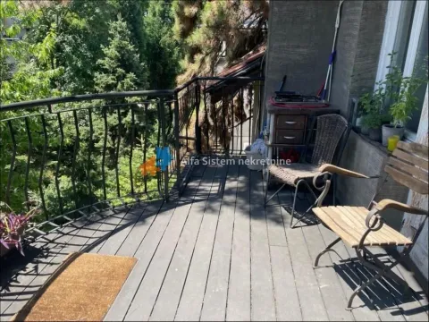 Izdavanje, četvorosoban stan, 120m², Savski Venac, Beograd - image 22