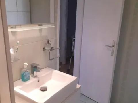 Izdavanje, četvorosoban stan, 86m², Novo naselje, Novi Sad - image 18