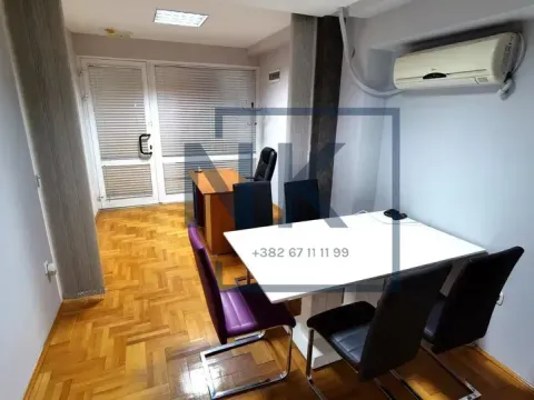 Izdavanje, poslovni prostor, 28m², Centar, Podgorica - image 2