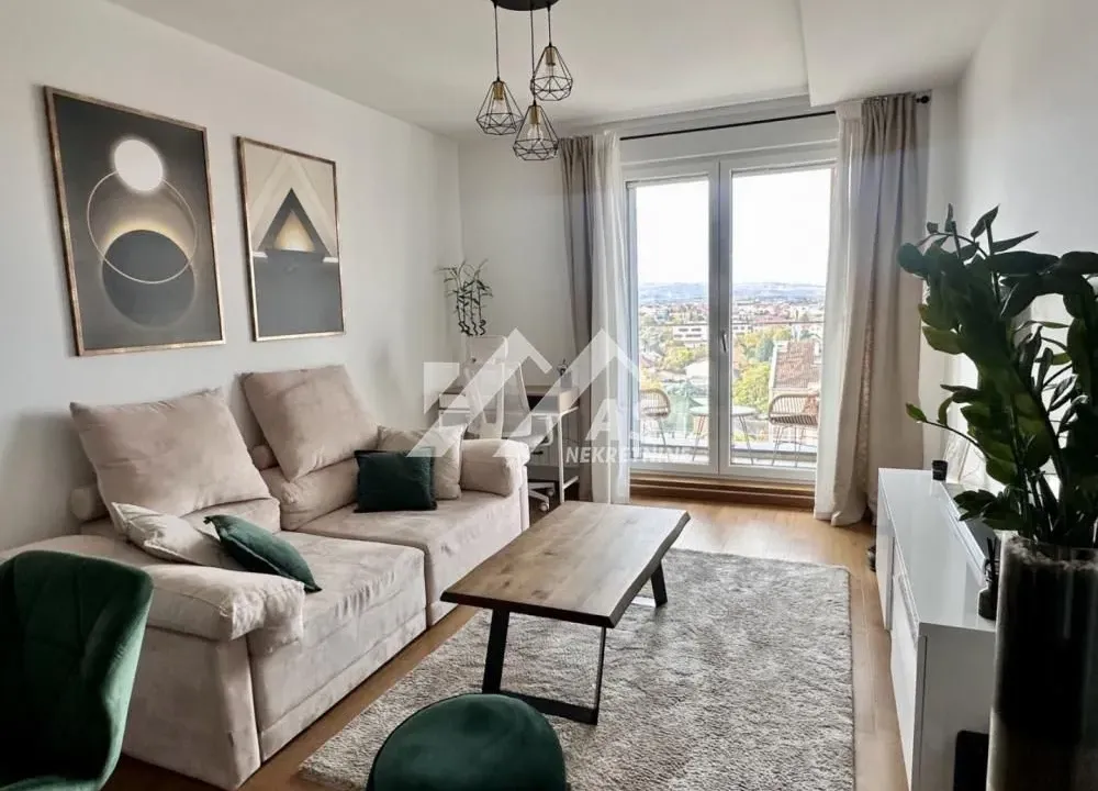Izdavanje, dvosoban stan, 45m², Bulevar Evrope, Novi Sad Sve Podlokacije