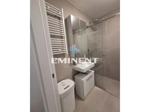 Rent, two bedroom apartment, 40m², Retenzija, Beograd - image 9