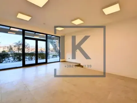 Rent, office space, 95m², City Kvart, Podgorica - image 1