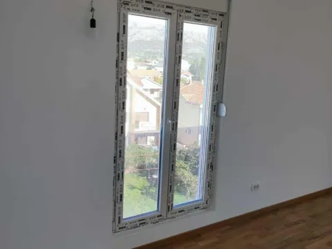 Rent, one bedroom apartment, 42m², Zagorič, Podgorica - image 5