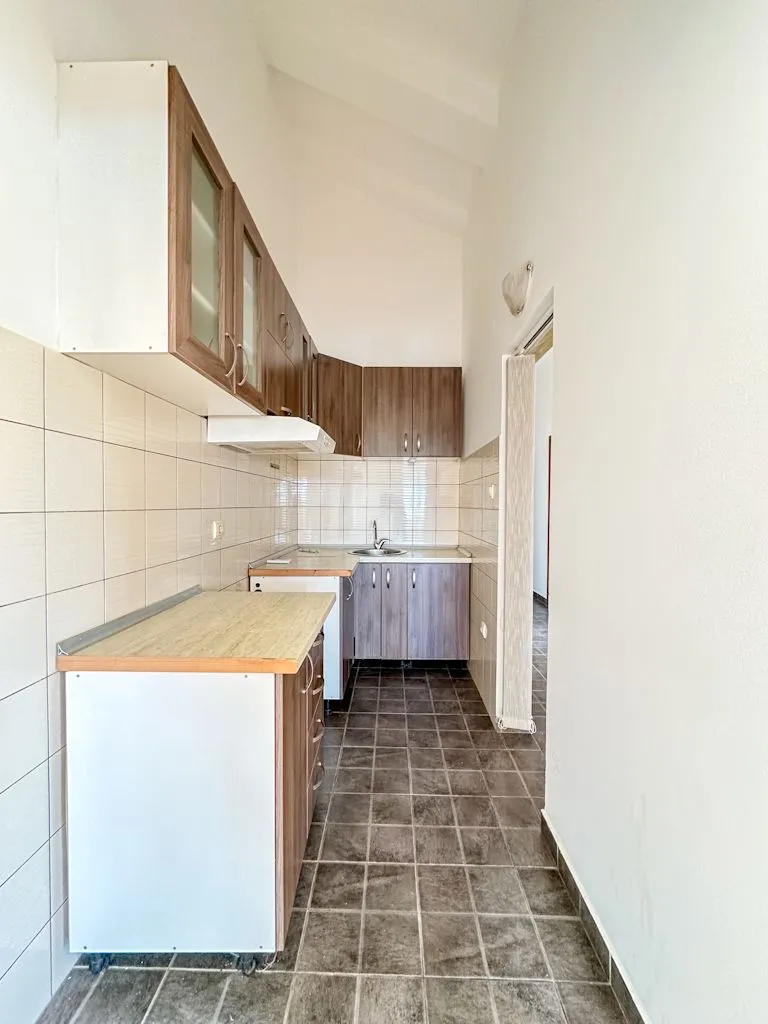 Rent, two bedroom apartment, 69m², Stari Aerodrom, Podgorica