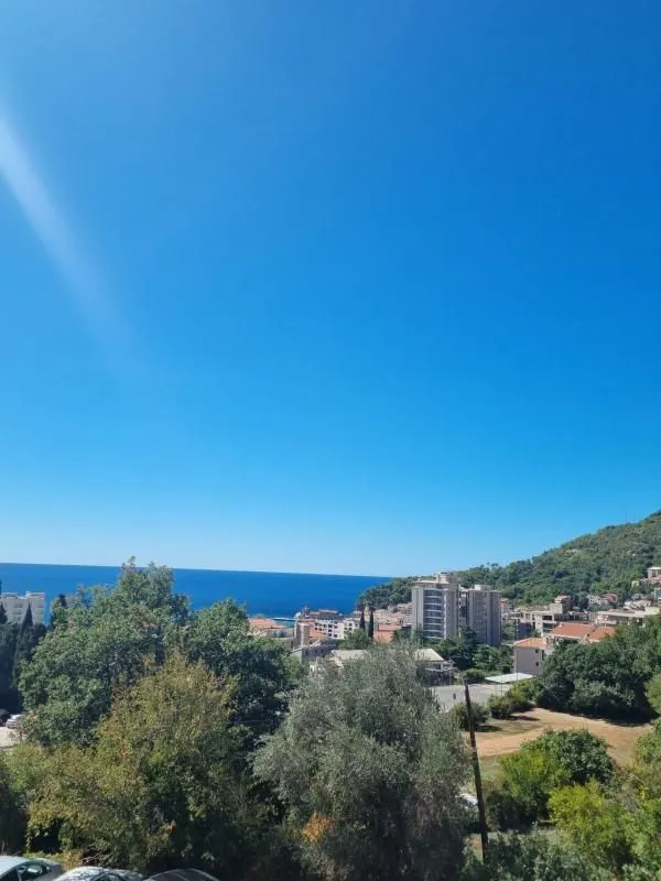 Prodaja, trosoban stan, 94m², Petrovac, Budva