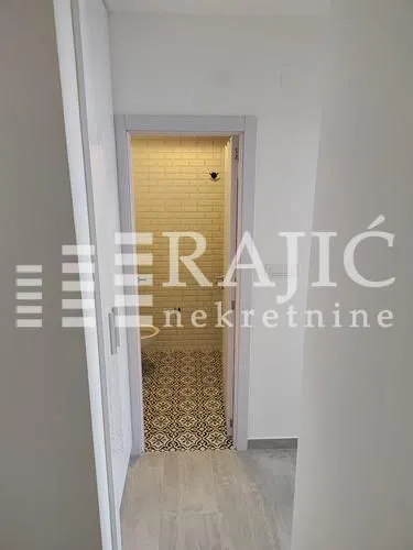 Rent, two bedroom apartment, 46m², Novi Beograd Blok 22, Novi Beograd Sve Podlokacije