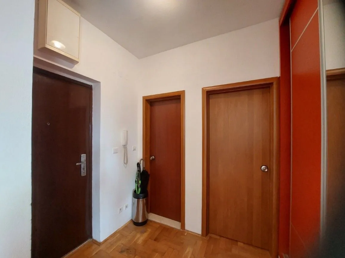 Rent, two bedroom apartment, 62m², Blok 9, Podgorica