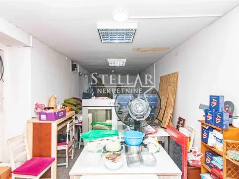 Izdavanje, poslovni prostor, 40m², Stara Varoš, Podgorica - image 2