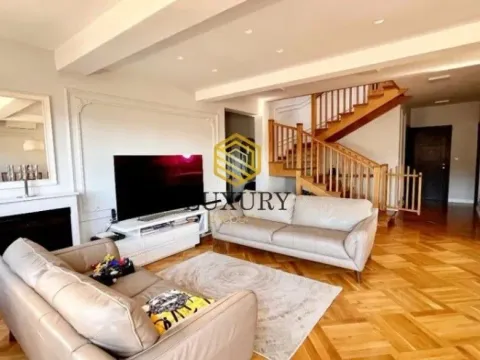 Sale, four bedroom apartment, 209m², Centar, Podgorica - image 12