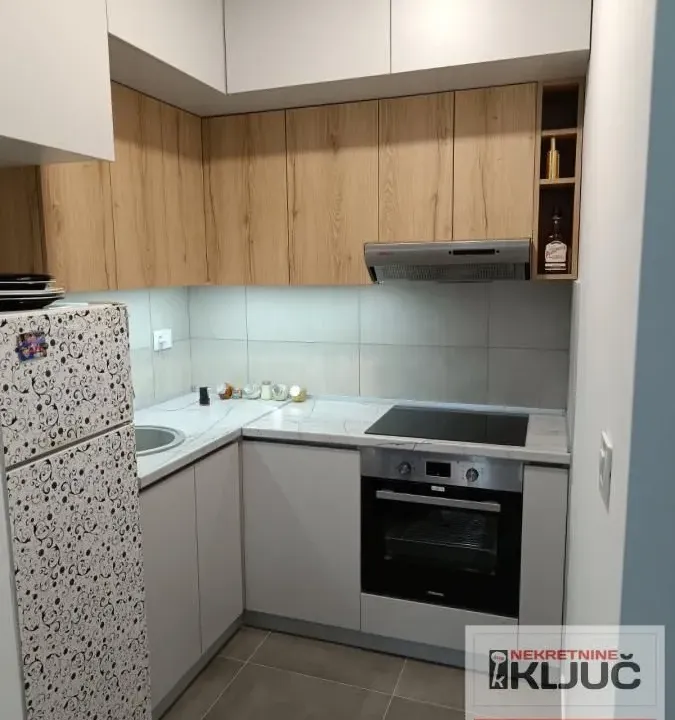 Izdavanje, jednosoban stan, 39m², Novo naselje, Novi Sad